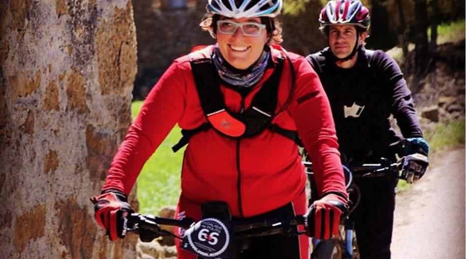 Pedalant entre vinyes